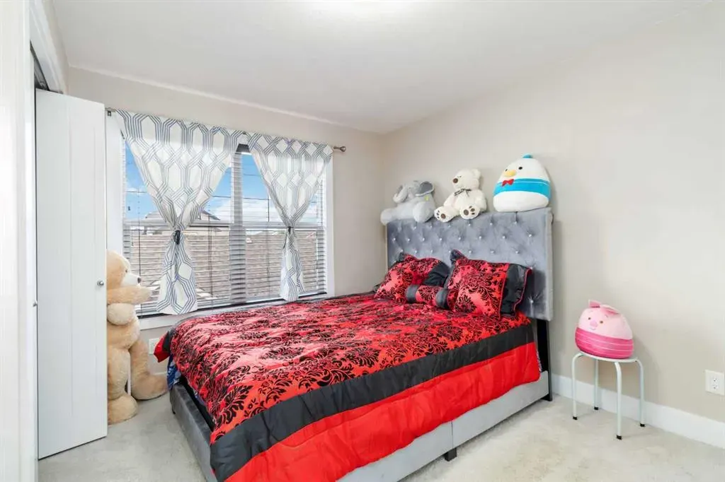 110 Merganser Crescent