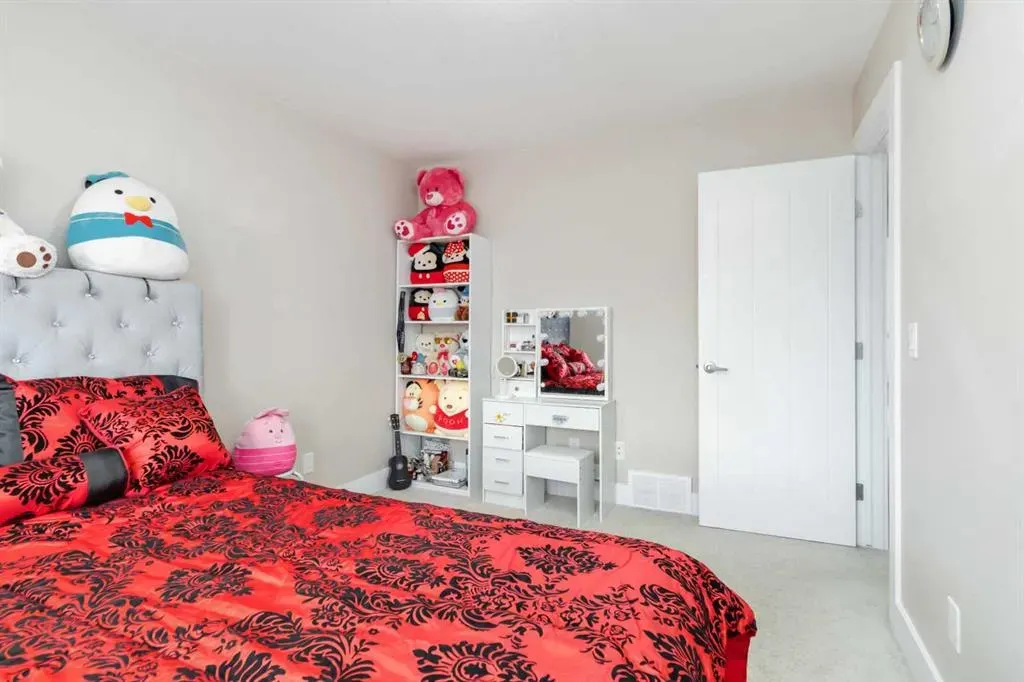 110 Merganser Crescent