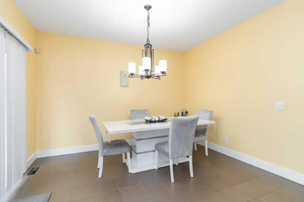 110 Merganser Crescent