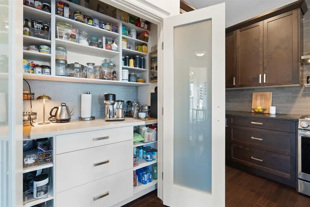 92 Thoroughbred Boulevard