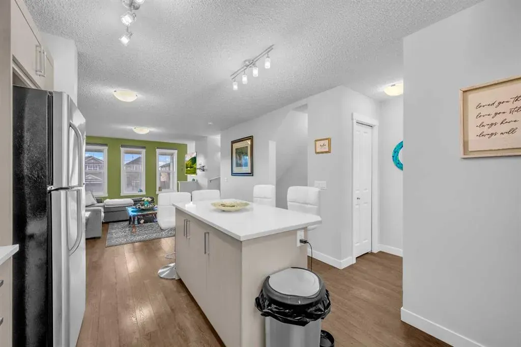 1225 Kings Heights SE, #504