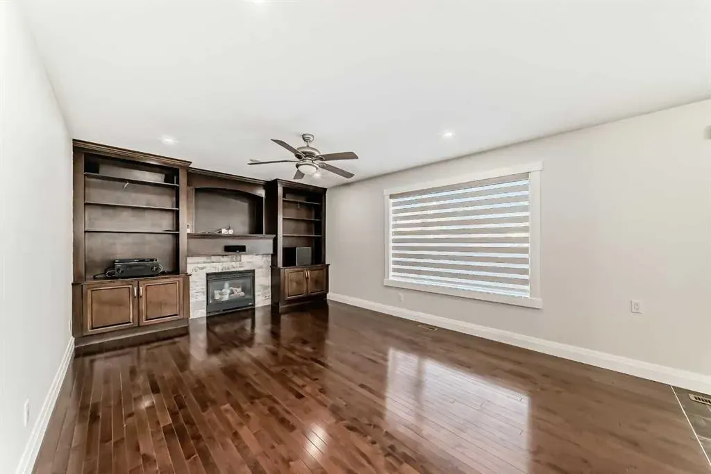 40 Martha's Meadow Place NE