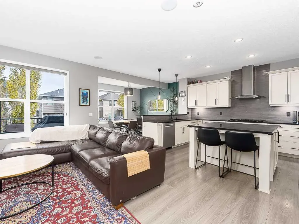 256 Auburn Springs Close SE