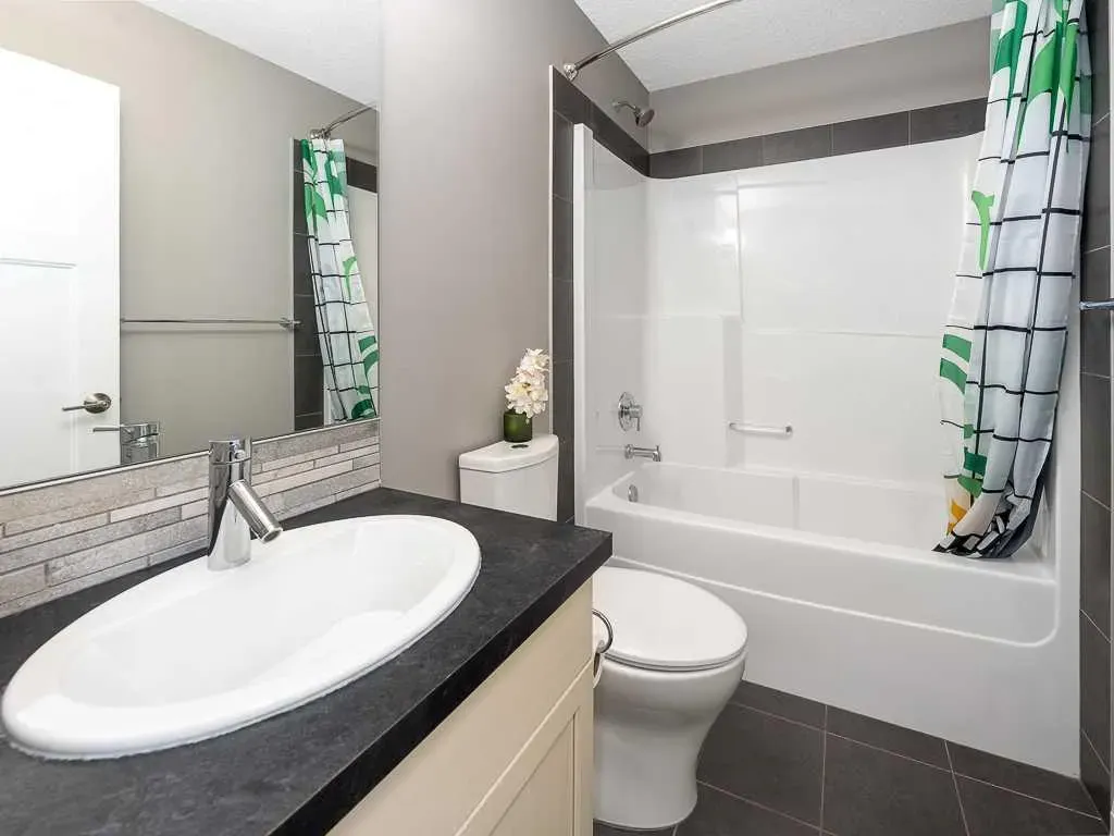 256 Auburn Springs Close SE