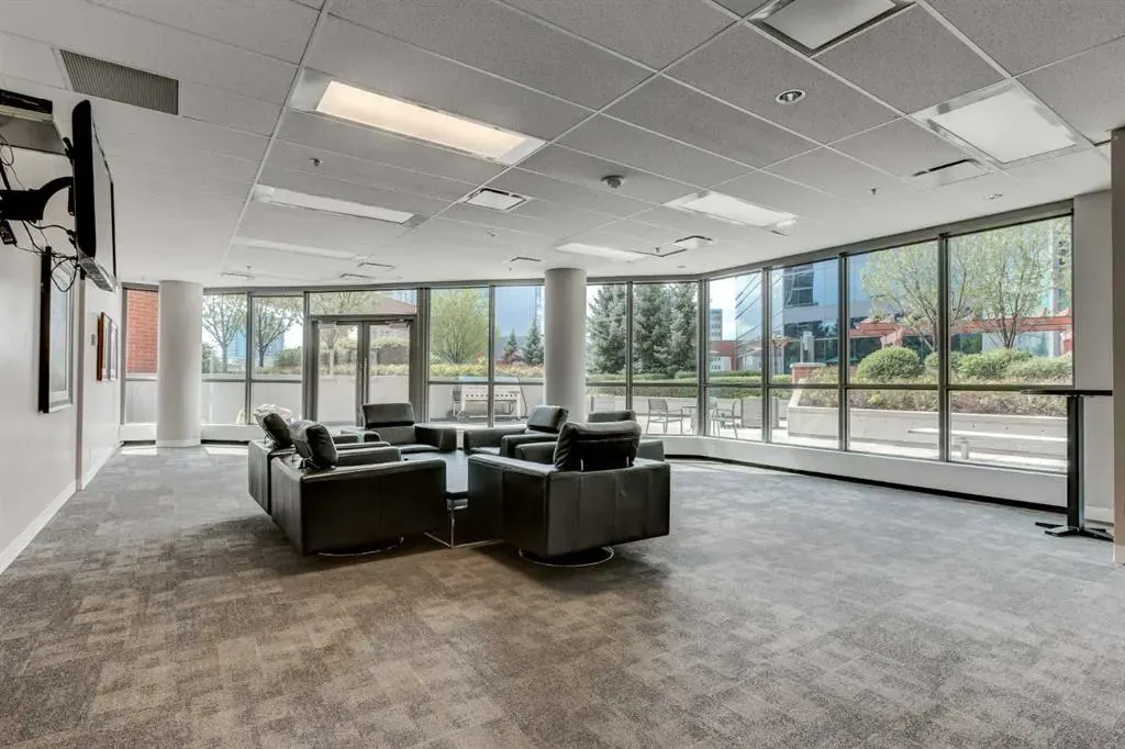 220 12 Avenue SE, #501