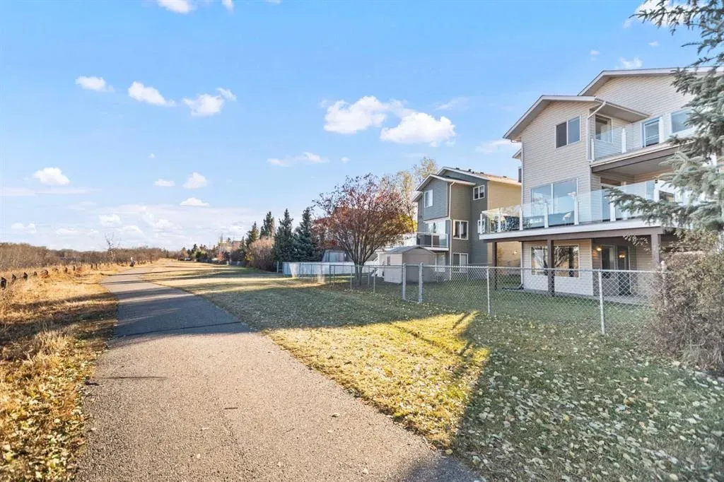 50 Sheep River Crescent