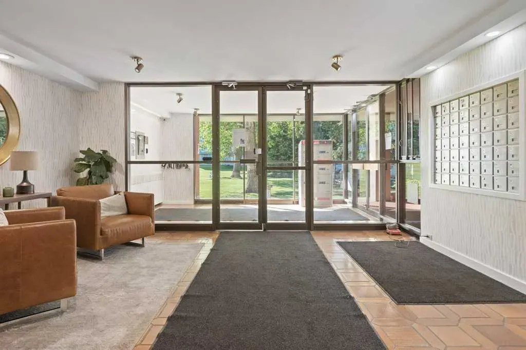 3204 Rideau Place SW, #708