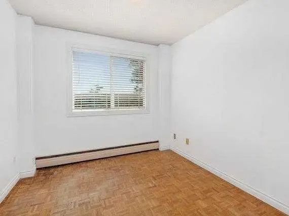 315 Heritage Drive SE, #211