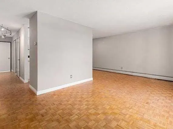 315 Heritage Drive SE, #211