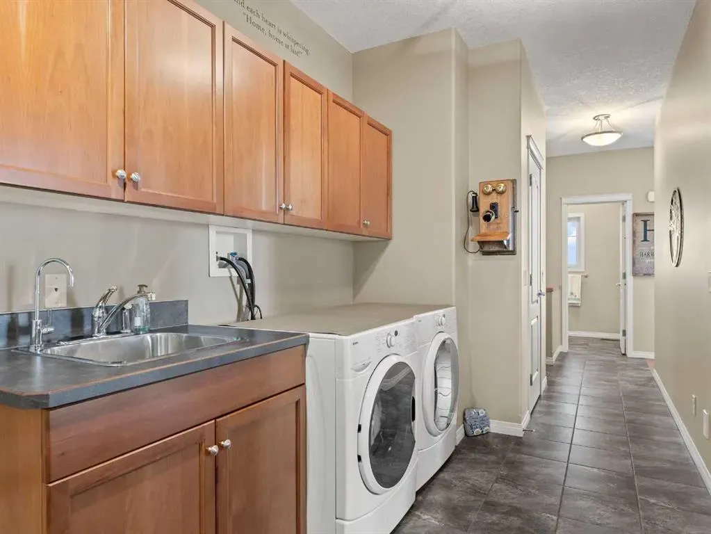 18 Sunset Ridge Drive