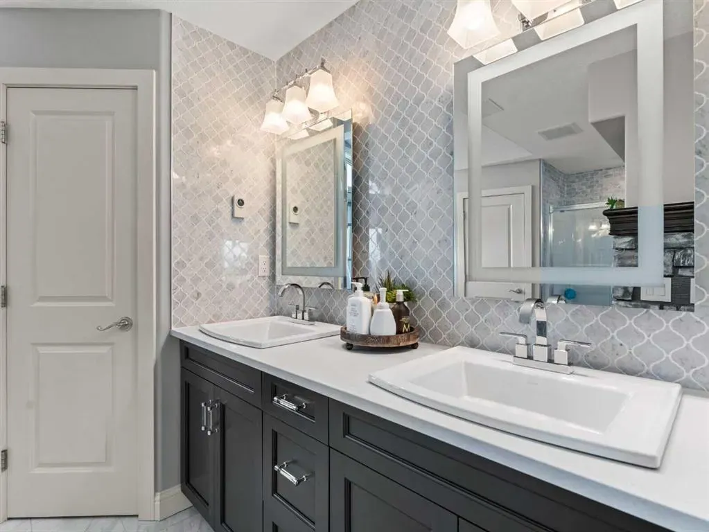 18 Sunset Ridge Drive