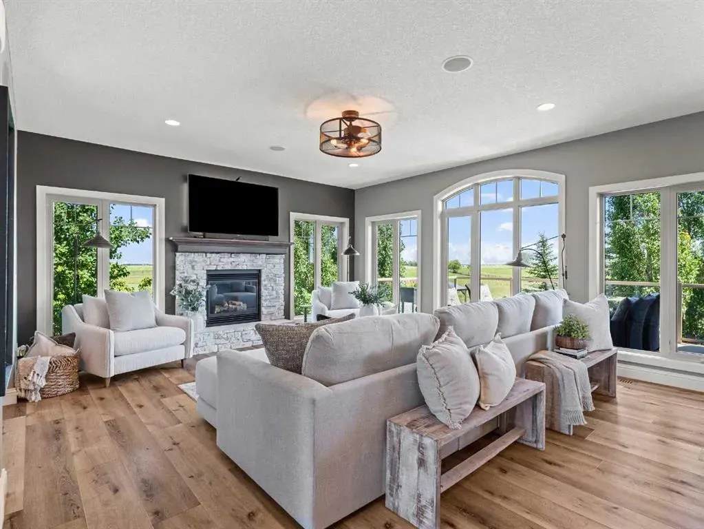 18 Sunset Ridge Drive