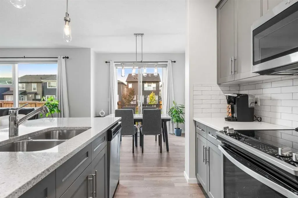 96 Belmont Terrace SW