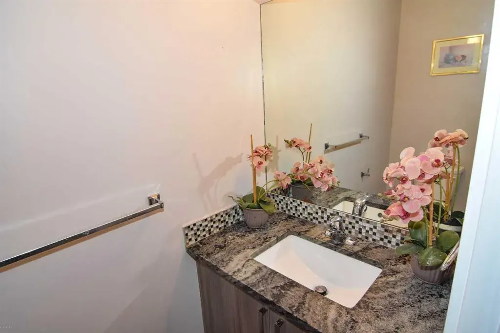 320 Nolancrest Circle NW