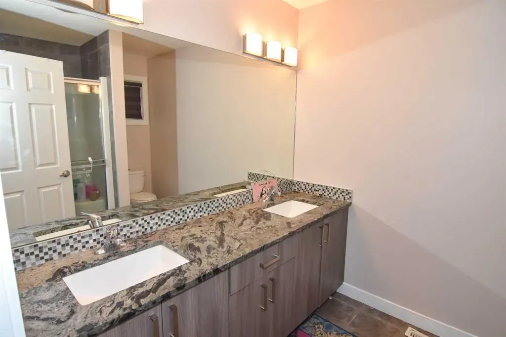 320 Nolancrest Circle NW