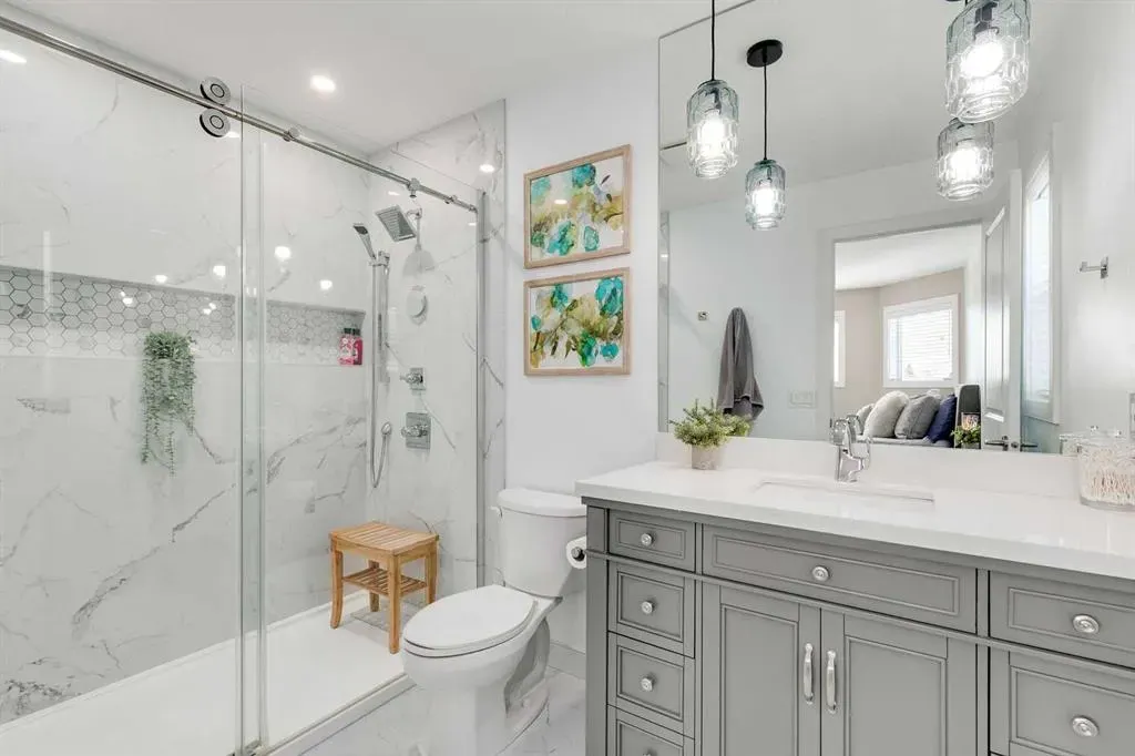 1719 Woodside Boulevard NW