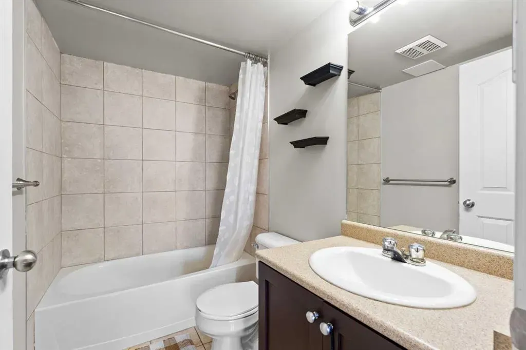 1111 6 Avenue SW, #910