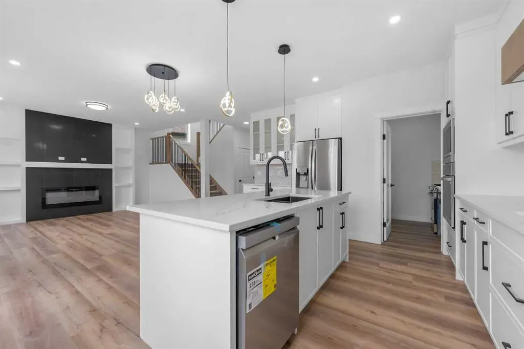 17 Lakes Estates Circle