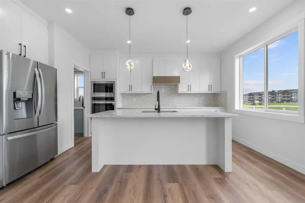 17 Lakes Estates Circle