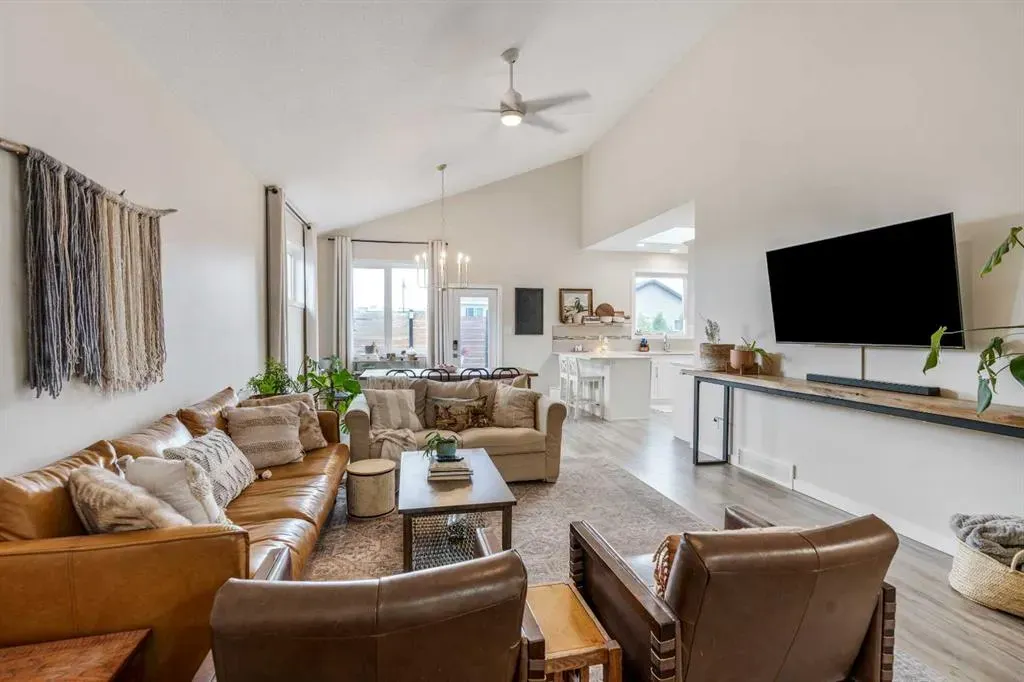 225 Lasalle Terrace W