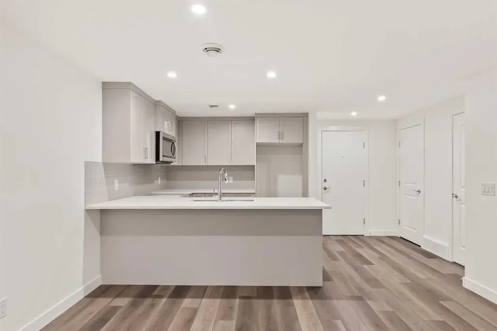 168 Creekstone Circle SW