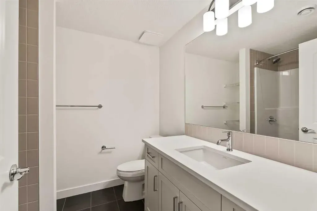 168 Creekstone Circle SW