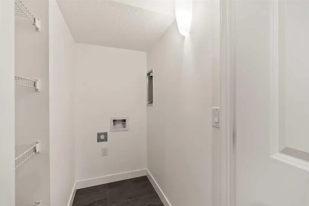 168 Creekstone Circle SW