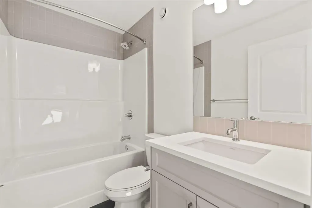 168 Creekstone Circle SW