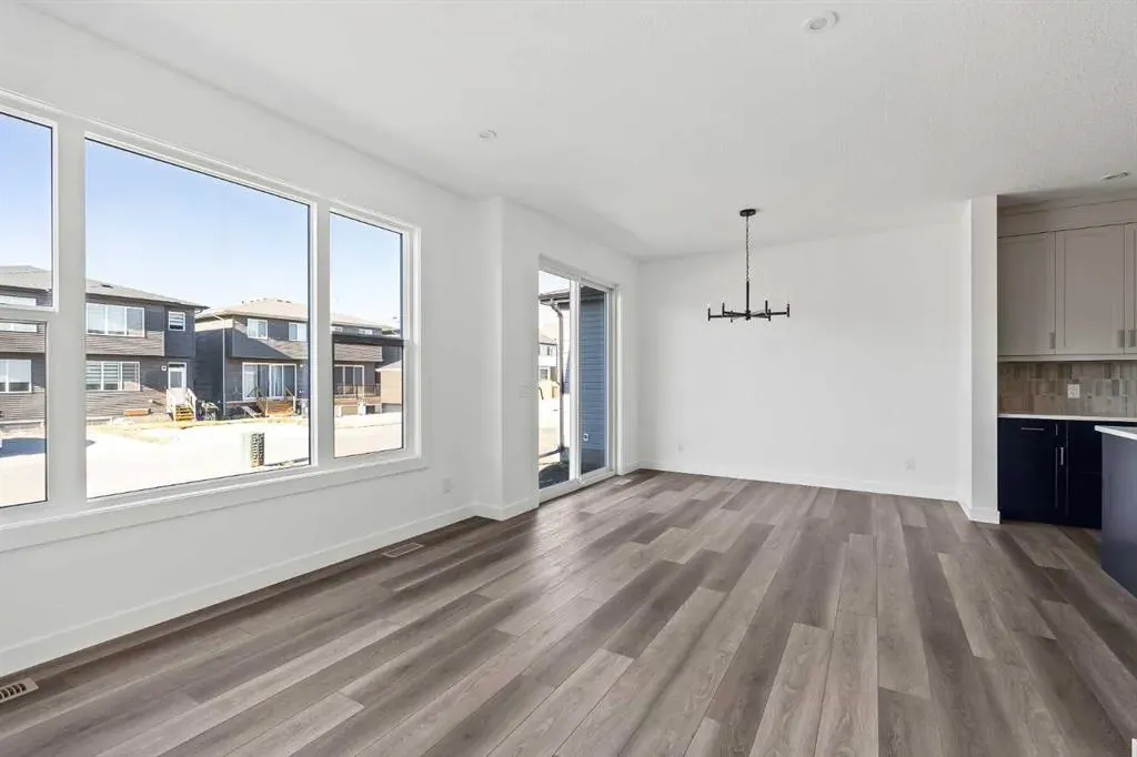 168 Creekstone Circle SW