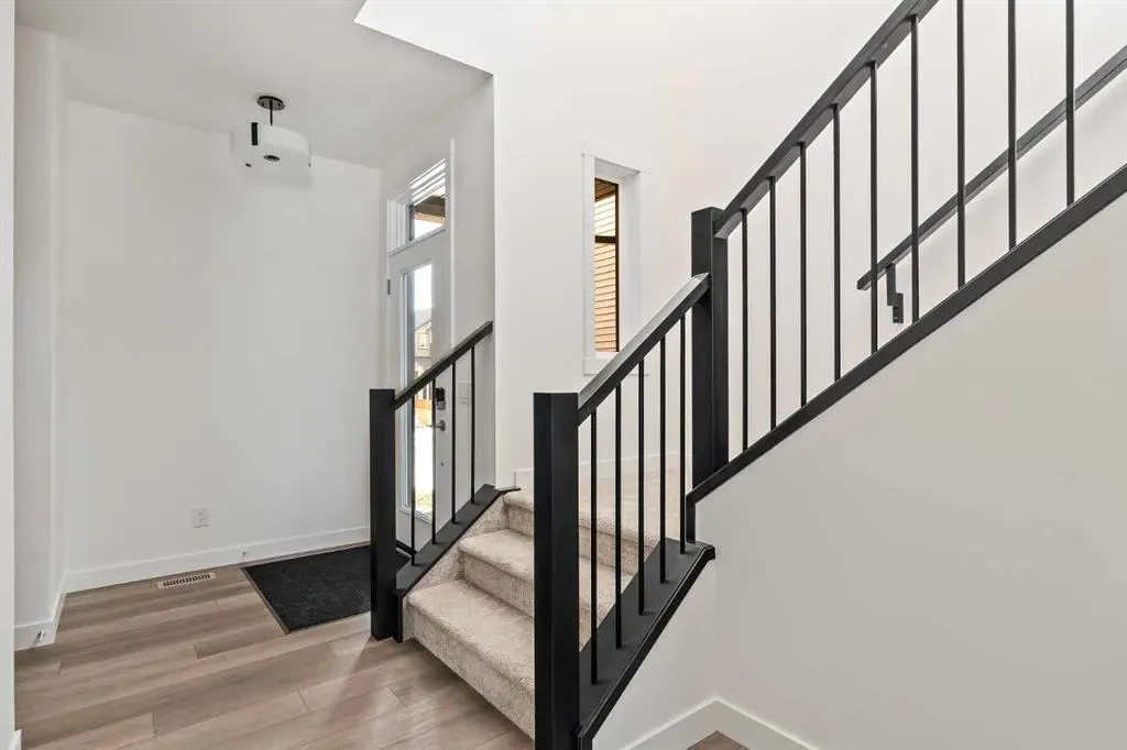 168 Creekstone Circle SW