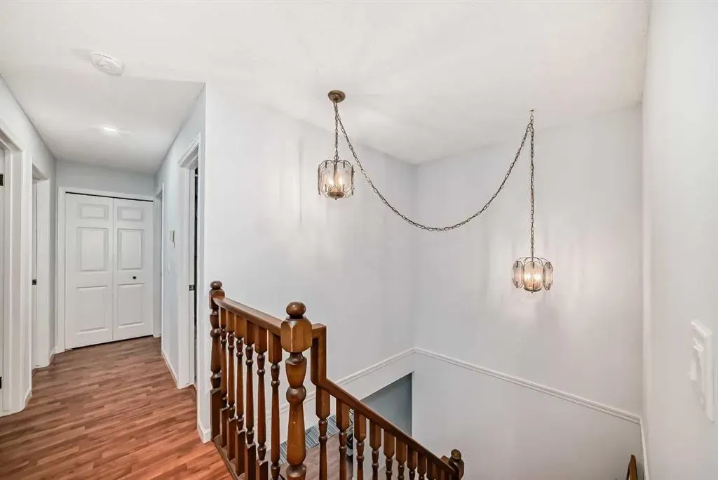 7 Hawksley Crescent NW