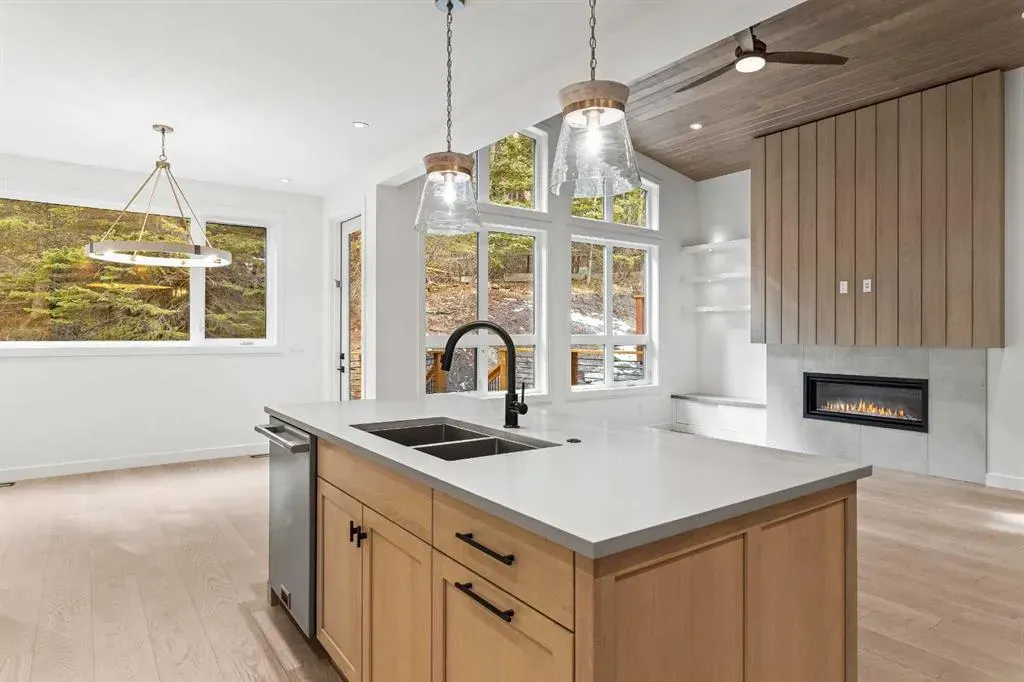 249B Three Sisters Drive