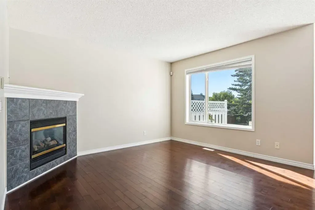 73 Rocky Ridge Heath NW