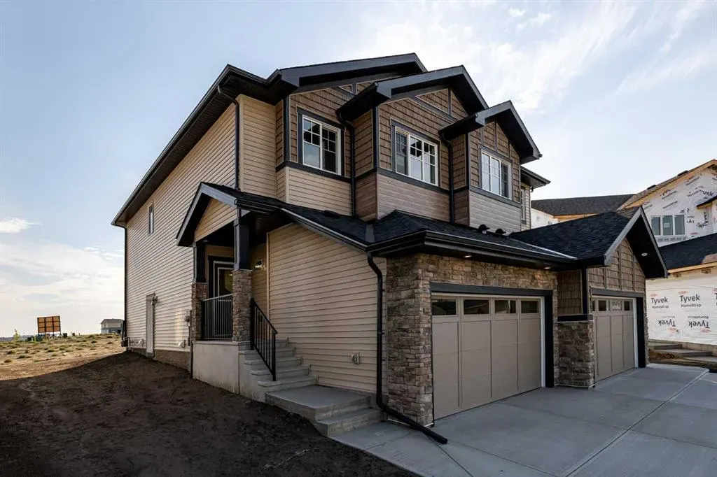 308 Edgefield Close