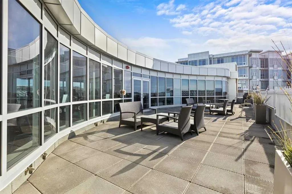 16 Varsity Estates Circle NW #310