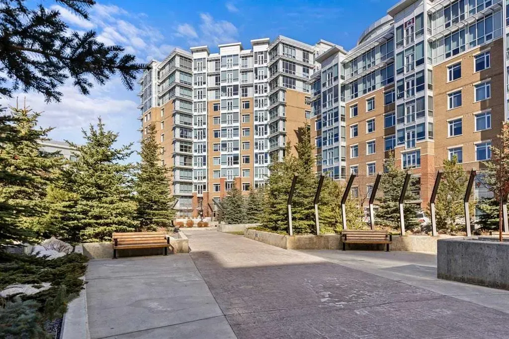 16 Varsity Estates Circle NW #310