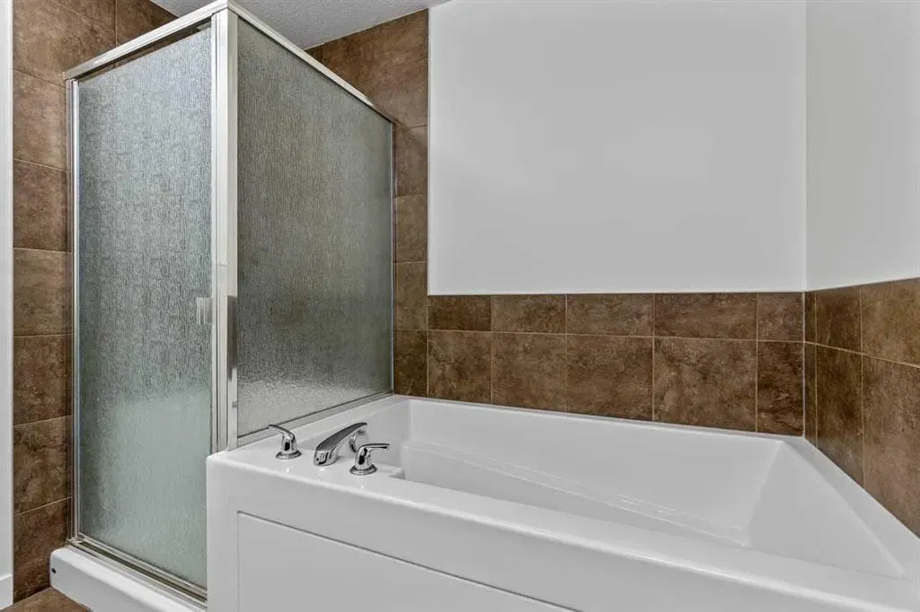 16 Varsity Estates Circle NW #310