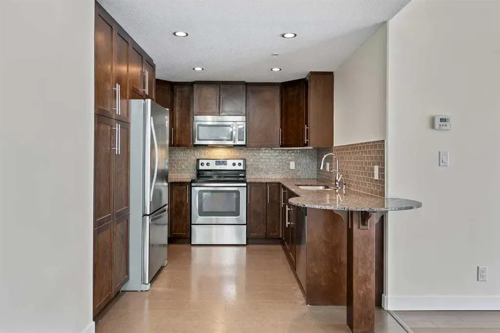 16 Varsity Estates Circle NW #310
