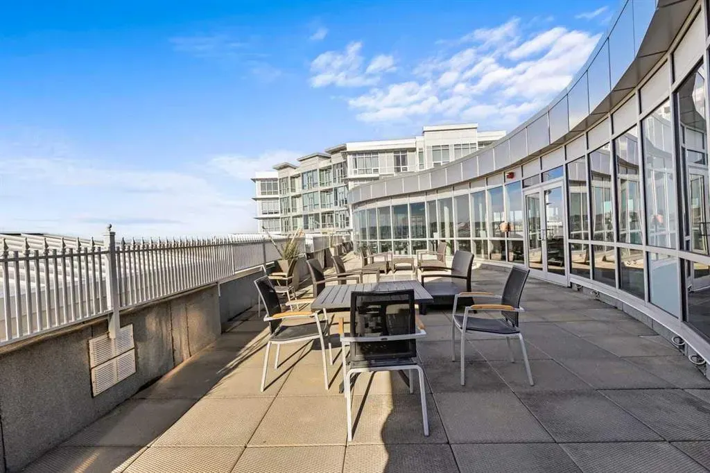 16 Varsity Estates Circle NW #310