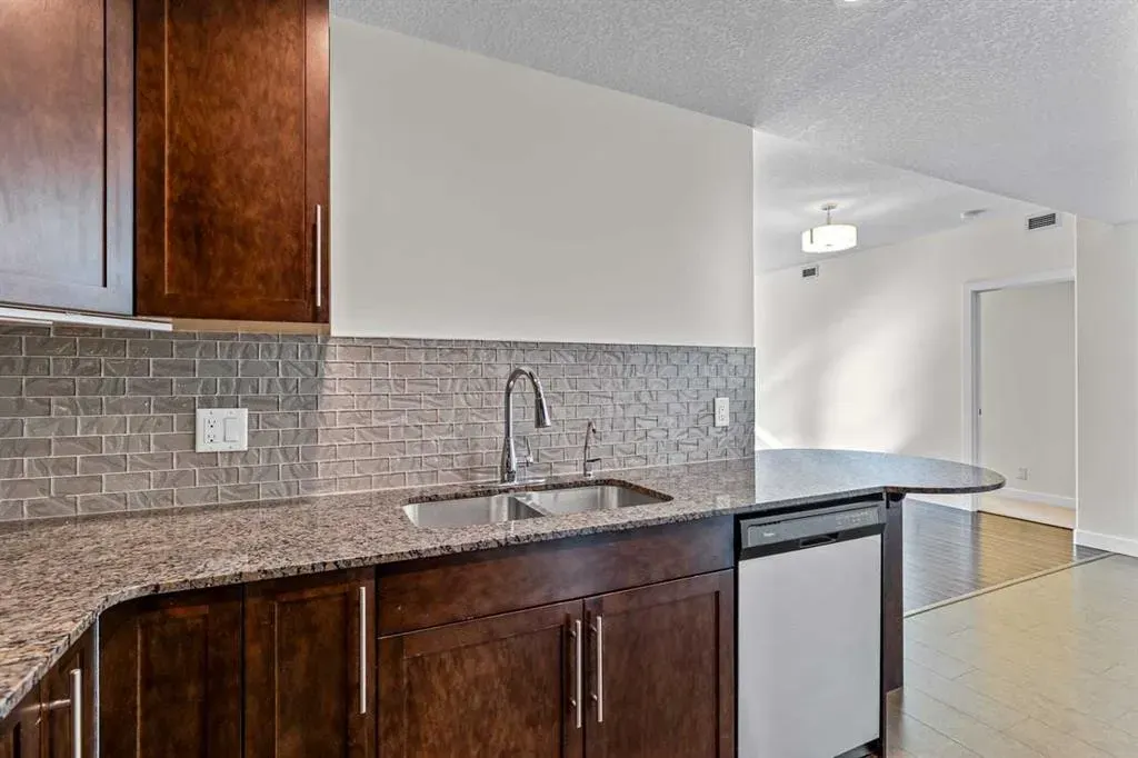 16 Varsity Estates Circle NW #310