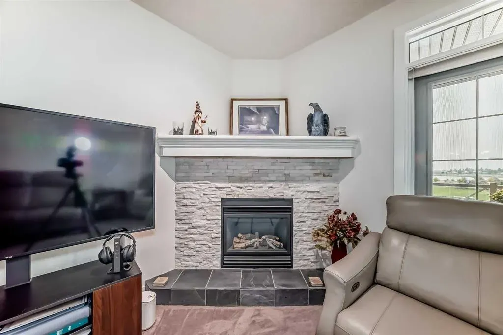 1005A Westmount Drive #211