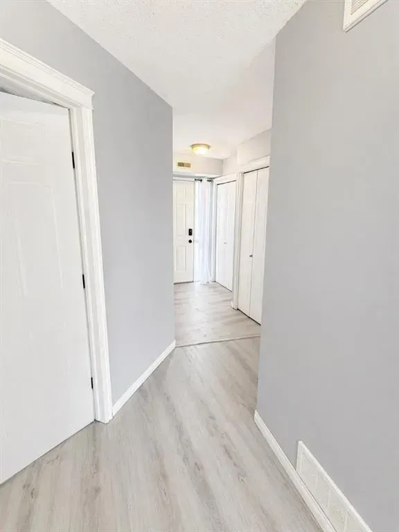 103 STRATHAVEN Drive E #323