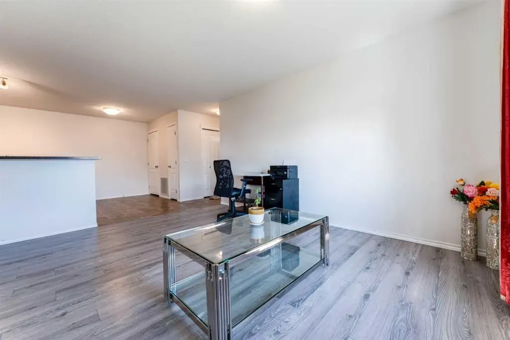 8 Bayside Place #107