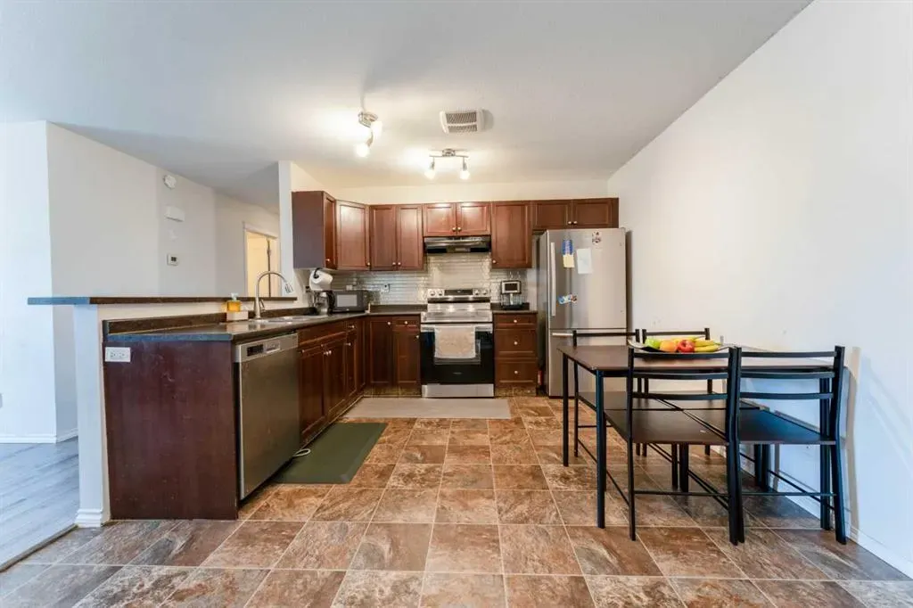 8 Bayside Place #107
