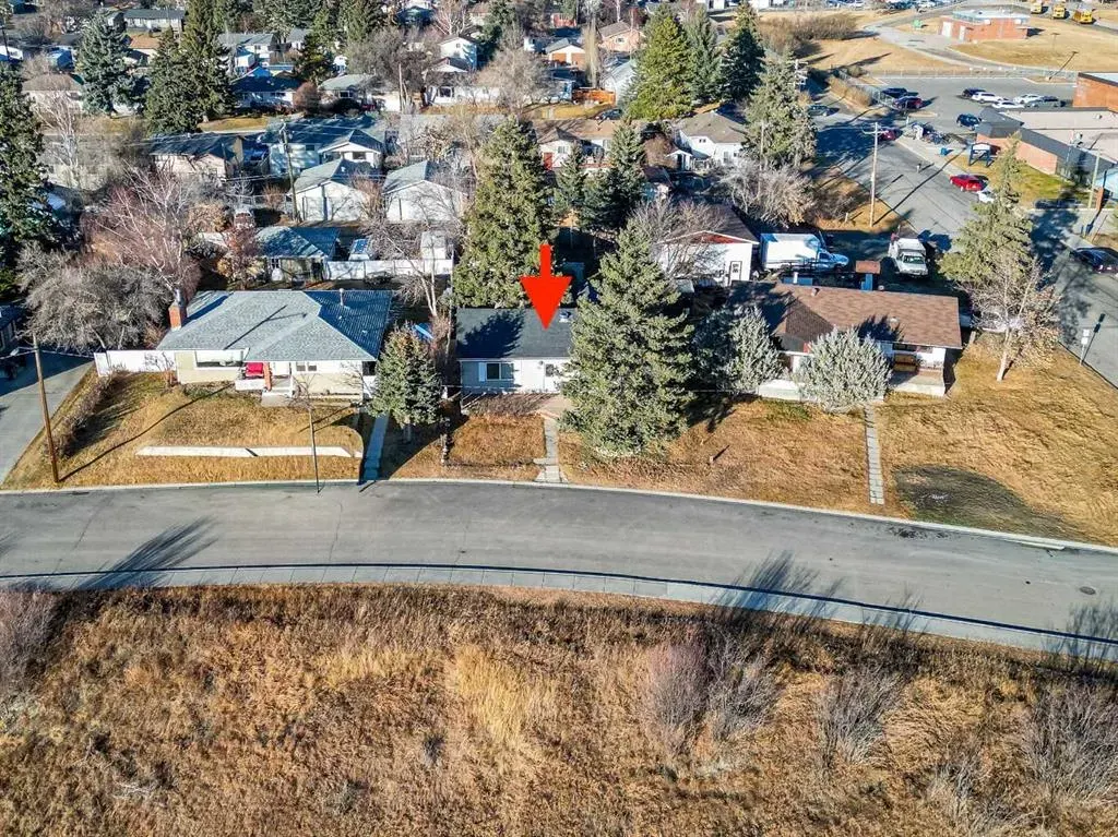 30 Crescent Road E