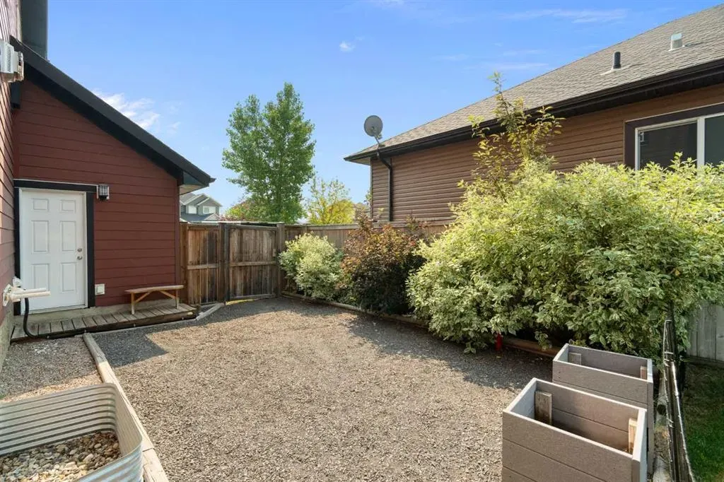 202 Boulder Creek Court SE