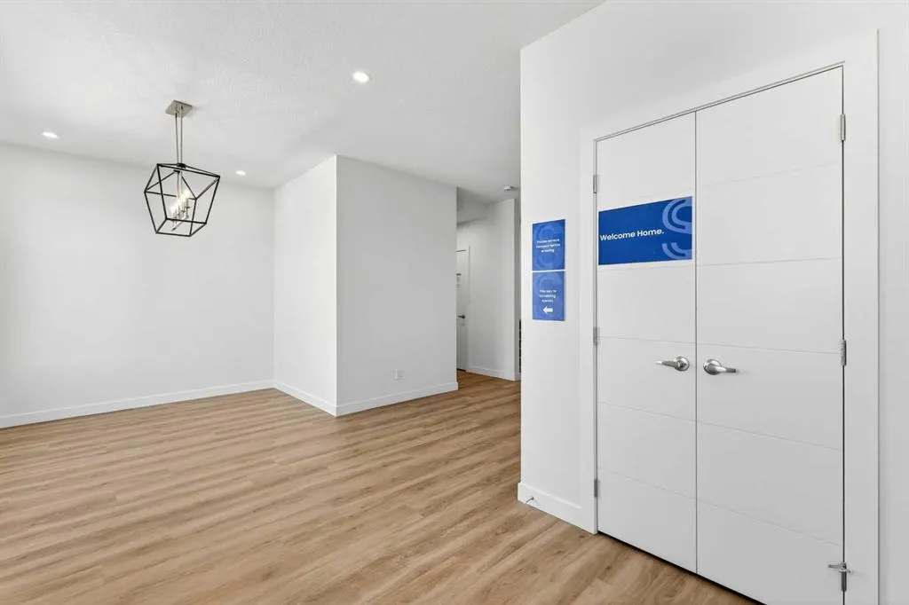 1105 Sailfin Heath