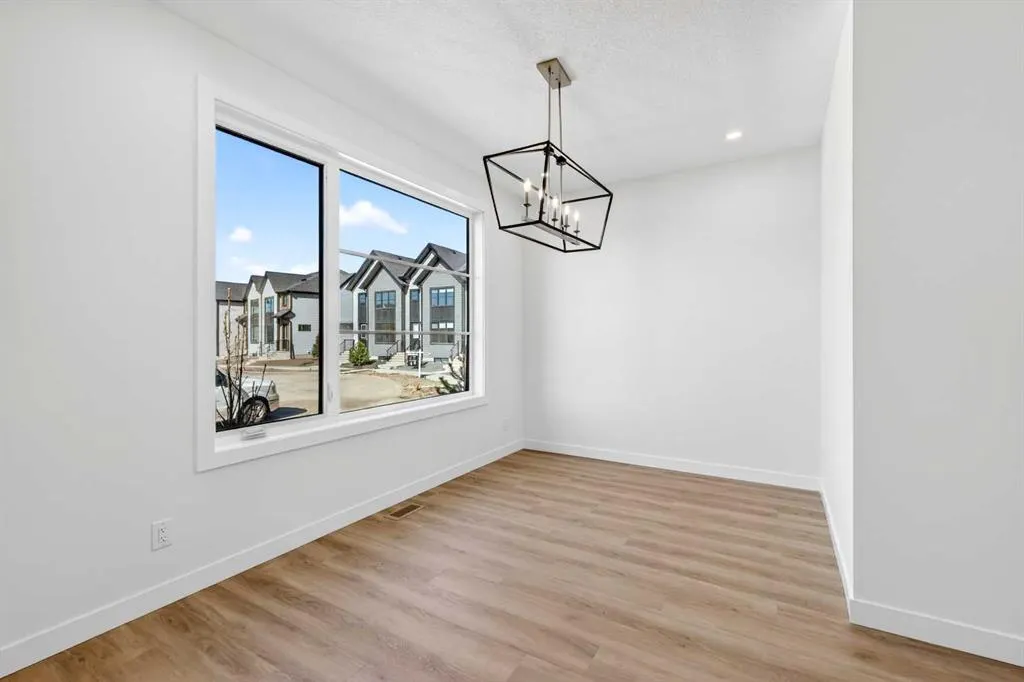 1105 Sailfin Heath