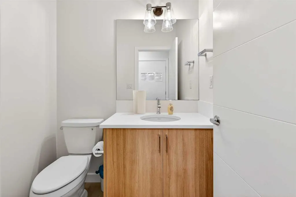 1105 Sailfin Heath