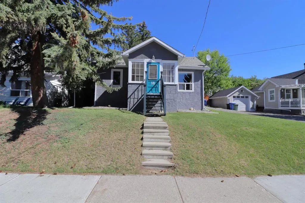 18 Maple Street